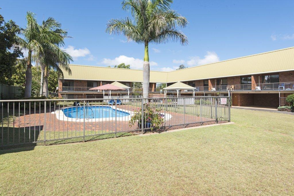 Whiteoaks Motel & Lodges トゥーンバ エクステリア 写真