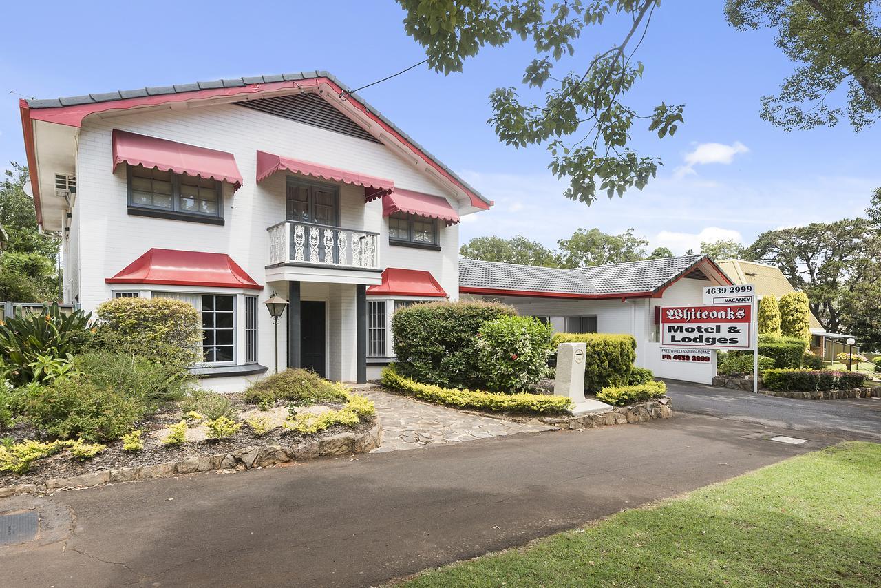 Whiteoaks Motel & Lodges トゥーンバ エクステリア 写真